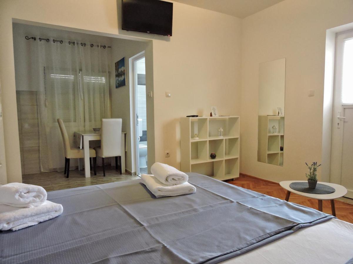 Apartments Tila Требинье Экстерьер фото