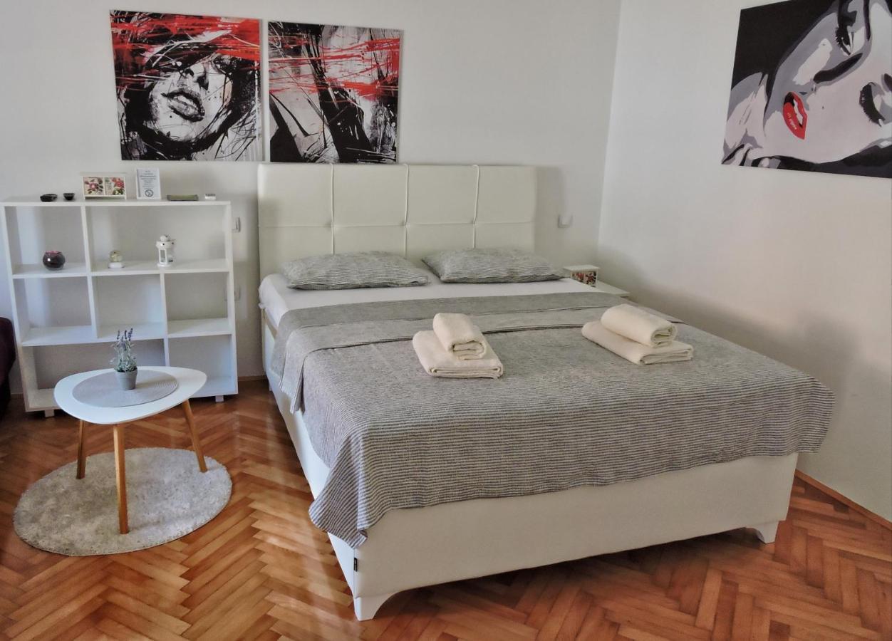 Apartments Tila Требинье Экстерьер фото