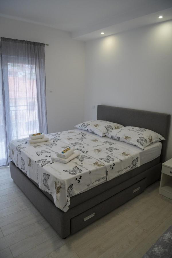Apartments Tila Требинье Экстерьер фото
